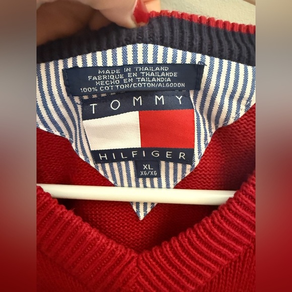 Tommy Hilfiger Knit Sweater Vest Mens SZ XL Red Navy Striped Logo Layering - Picture 2 of 8